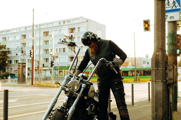 Welche Pflegeprodukte sind am besten für verschiedene Fahrzeugoberflächen?